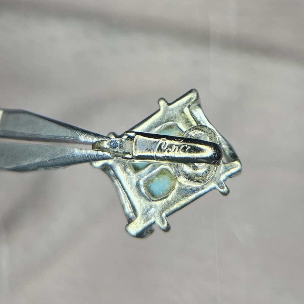 Vintage Coro earrings - Picture 3 of 8